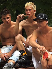 hardcore,oral,brown hair,shaved,teens