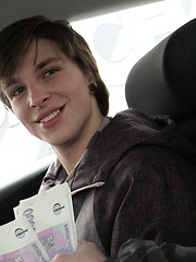 anal,bareback,cumshots,facial,hardcore,oral,amateurs,outdoors,straight,twinks,brown hair,car,pov